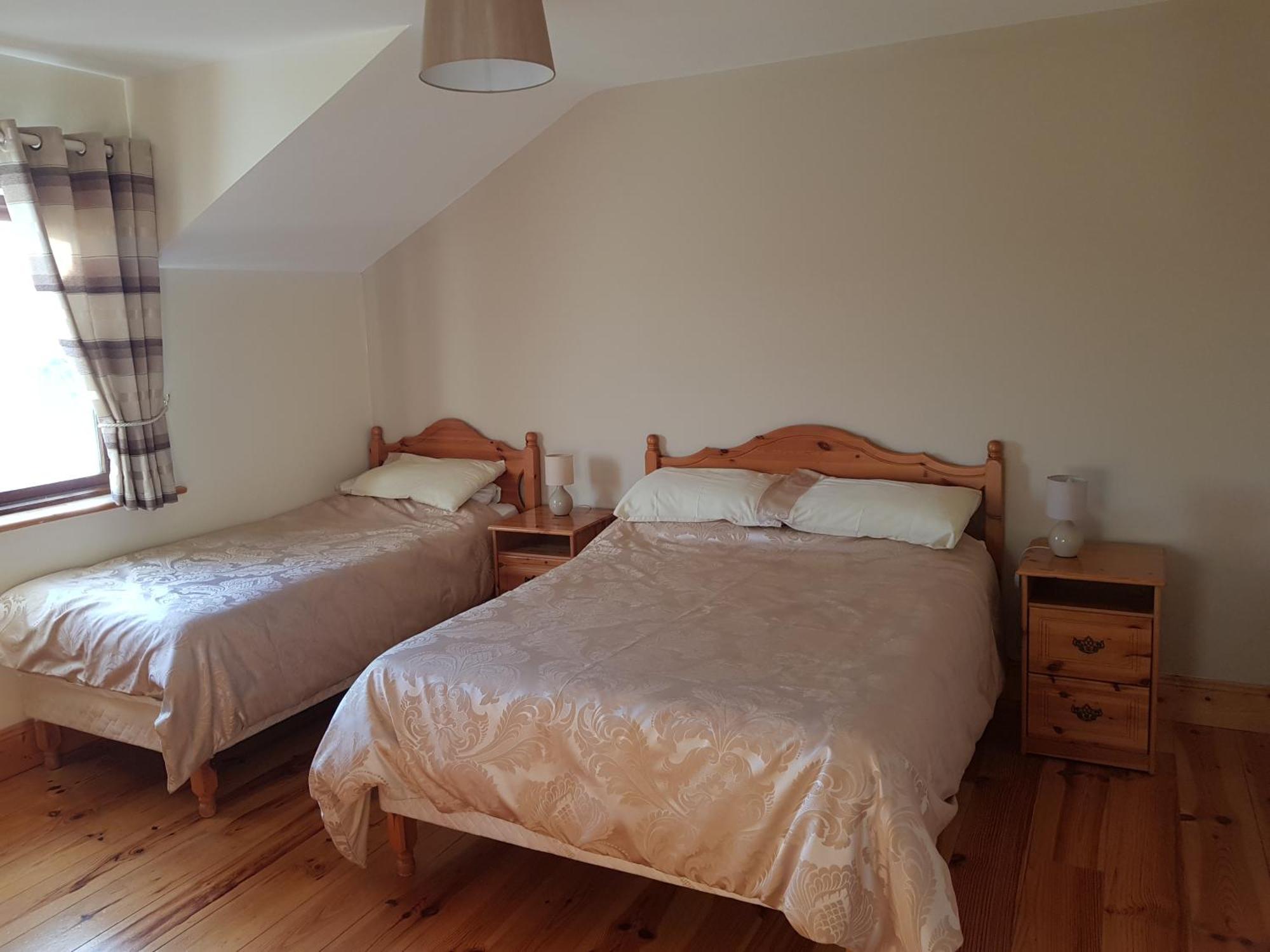 Macreddin Rock Bed & Breakfast Aughrim Exterior photo
